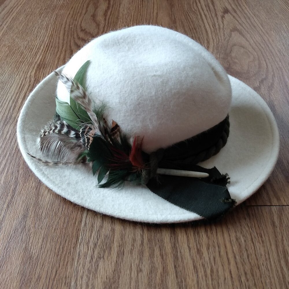 Vintage Wool Hat Feathers, Rope & Ribbon White Tyrolean Fuzzy Lady-like Modell